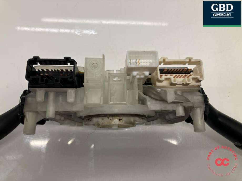 Bryter combi til Toyota Land Cruiser 120 2002-2009  (8431060A60|)
