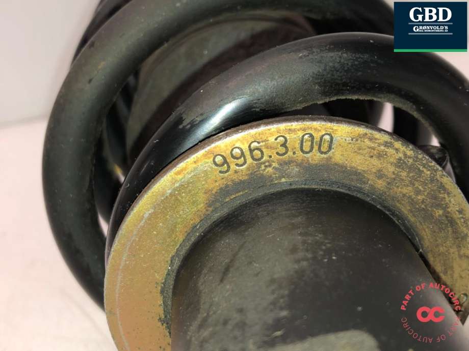 Fjærbein høyre bak til Porsche 911 1998-2005 (996) (996) (996 333 051 62|996 333 051 33|996 3 00)