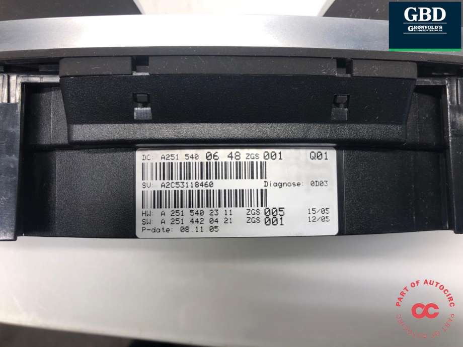 Instrumentpanel til Mercedes ML 2005-2011 (W164) (W164) (A 251 900 60 00 | A 251 540 26 48 |A 251 540 06 48|A 251 540 72 47 |A 164 540 89 47 |A 164 540 33 47 | A 164 540 49 47|A 164 540 41 47 |A 164 540 25 47 |A251 540 06 48 ZGS 001)