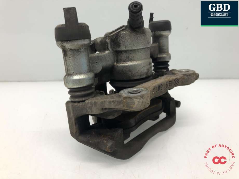 Bremsecaliper høyre bak til Mercedes Vito 2014-->> (W447) (W447) (A 447 420 81 00|A 447 420 81 00 80|)