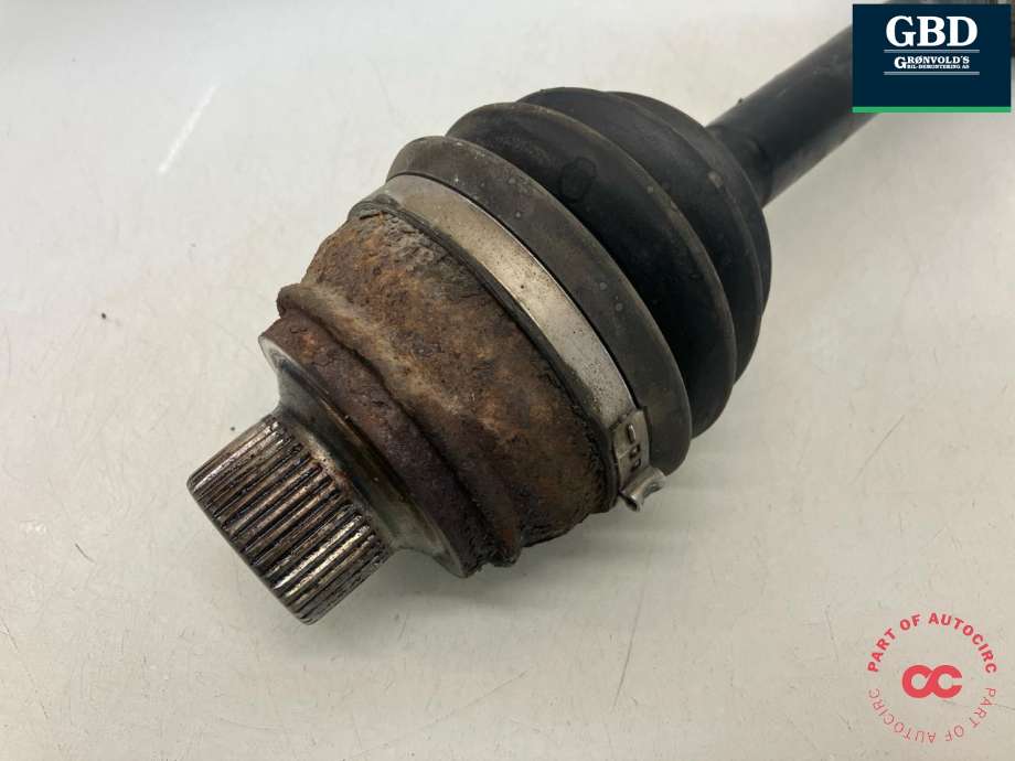 Drivaksel venstre foran, diesel/automat til Audi A8 2010-2013 (Type III, Fase 1)  (4G0 407 271 F|)