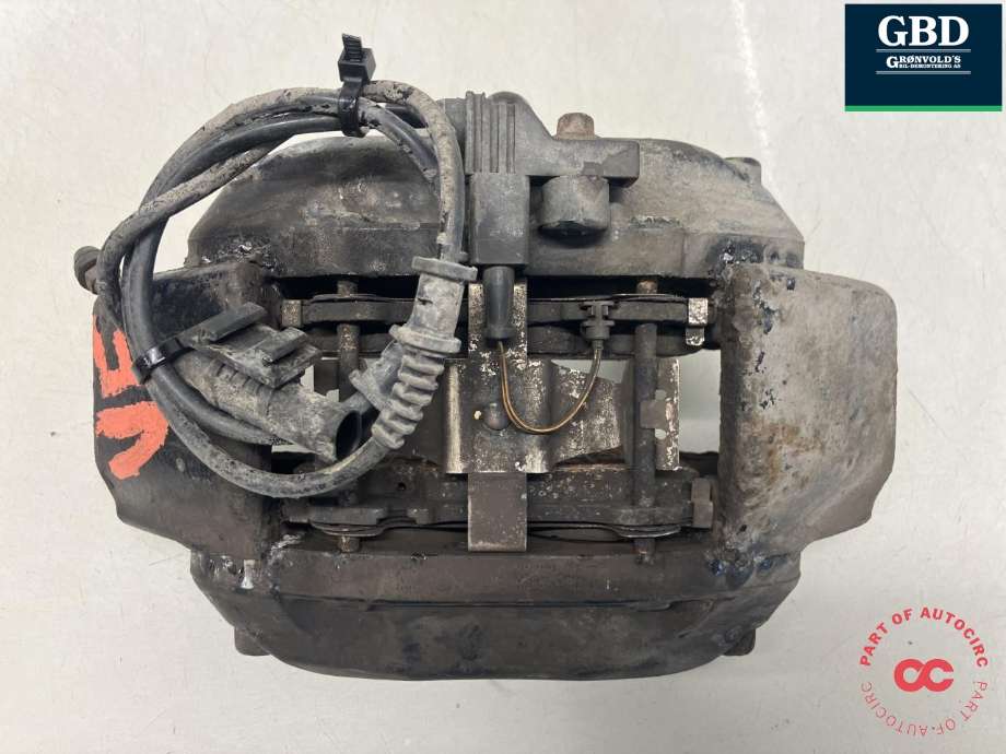 Bremsecaliper venstre foran til Mercedes S-Klasse, 1999-2005 (W220) (W220) (A 002 420 23 83)