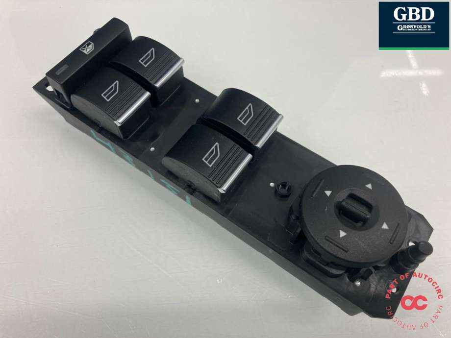 Bryter ruteheis førerdørspanel til Ford Focus, electric 2012-2018  (2033142|F1ET-14A132-CC|)