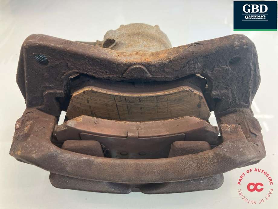 Bremsecaliper venstre foran til Mitsubishi Colt 2004-2008 (Type VII, Fase 1)  (4605A065|)