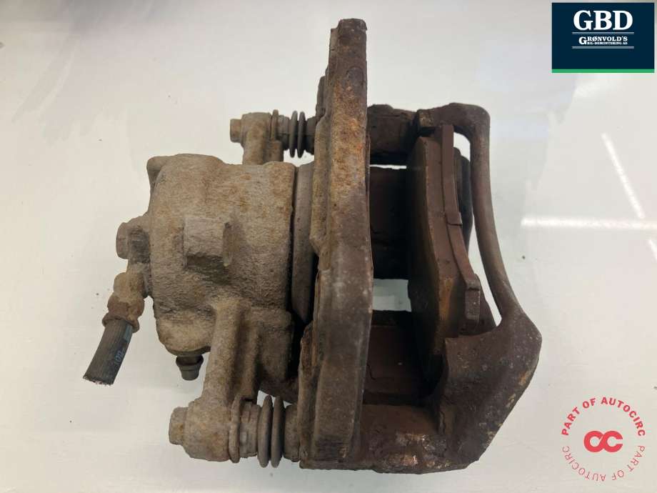Bremsecaliper venstre foran til Mitsubishi Colt 2004-2008 (Type VII, Fase 1)  (4605A065|)