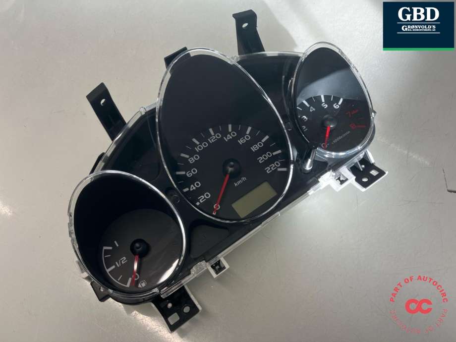 Instrumentpanel til Mitsubishi Colt 2004-2008 (Type VII, Fase 1) (MR951770|MM0038-001|)