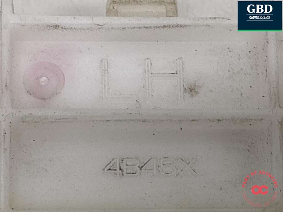 Støtfanger bak feste til Mitsubishi Outlander 2015-->> (Type III, Fase 2)  (6410C153|)