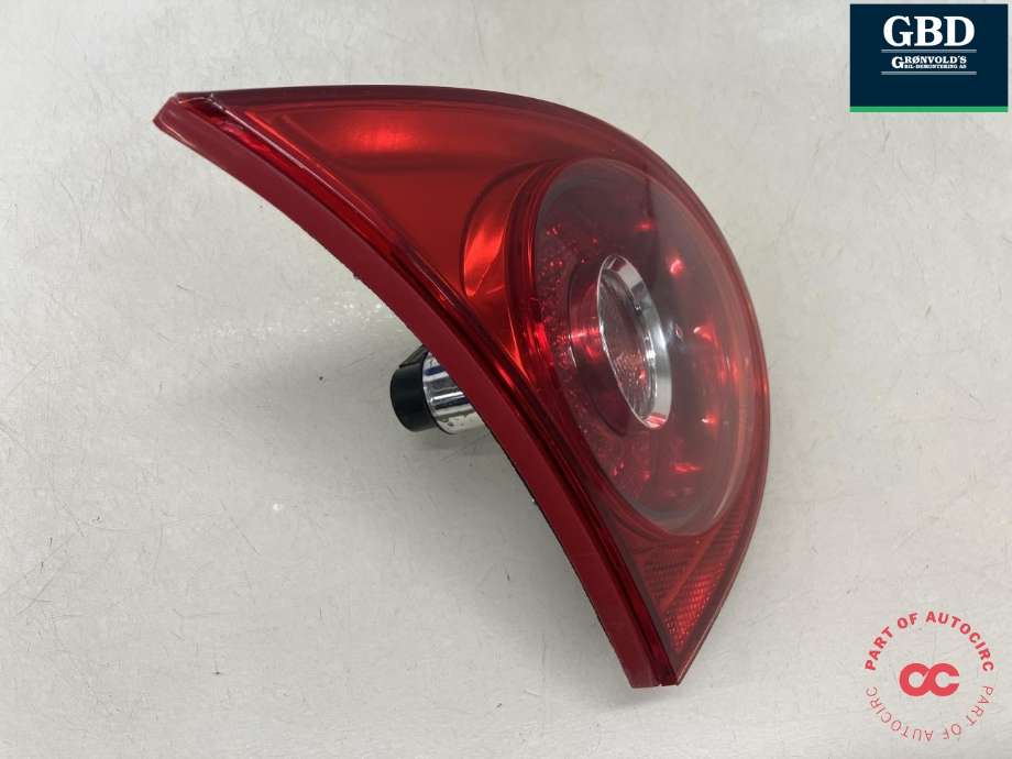 Baklykt venstre indre til VW Golf V, Combi 2003-2008  (1K6 945 093 E|028500102|)