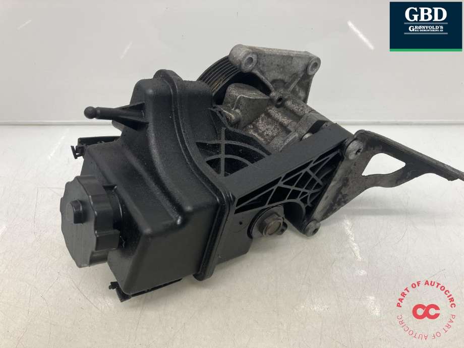 Servo pumpe mekanisk til Mercedes C-Klasse 2007-2011 (Fase 1) (W204) (W204) (ZF|A 006 466 15 01|A 006 466 26 01|7693 900 509)