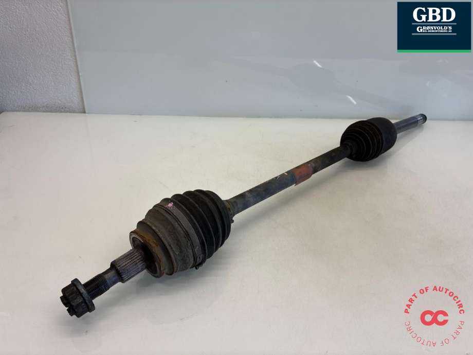 Drivaksel høyre foran, diesel/automat til Mercedes ML 2011-2015 (Fase 1) (W166) (W166) (A 166 330 13 00|)