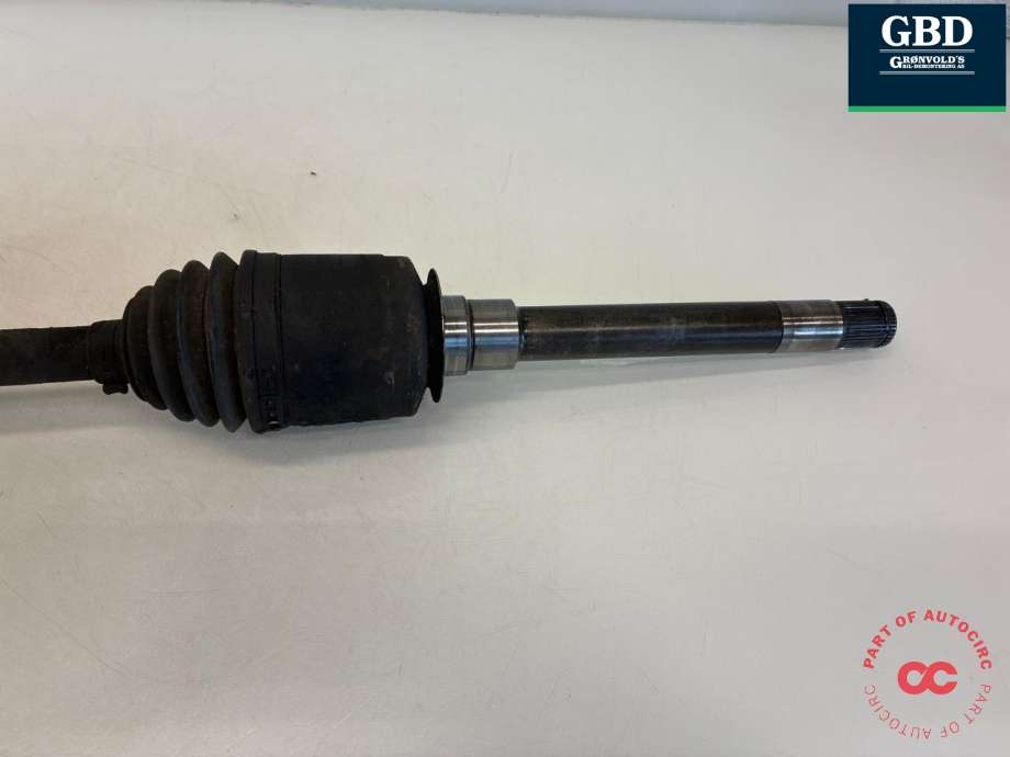 Drivaksel høyre foran, diesel/automat til Mercedes ML 2011-2015 (Fase 1) (W166) (W166) (A 166 330 13 00|)