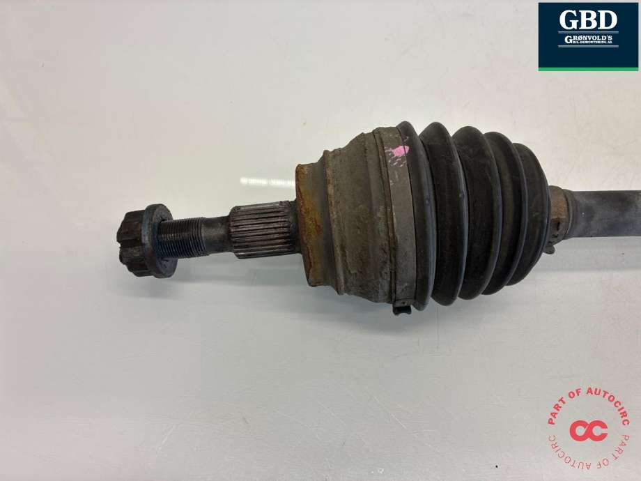 Drivaksel høyre foran, diesel/automat til Mercedes ML 2011-2015 (Fase 1) (W166) (W166) (A 166 330 13 00|)