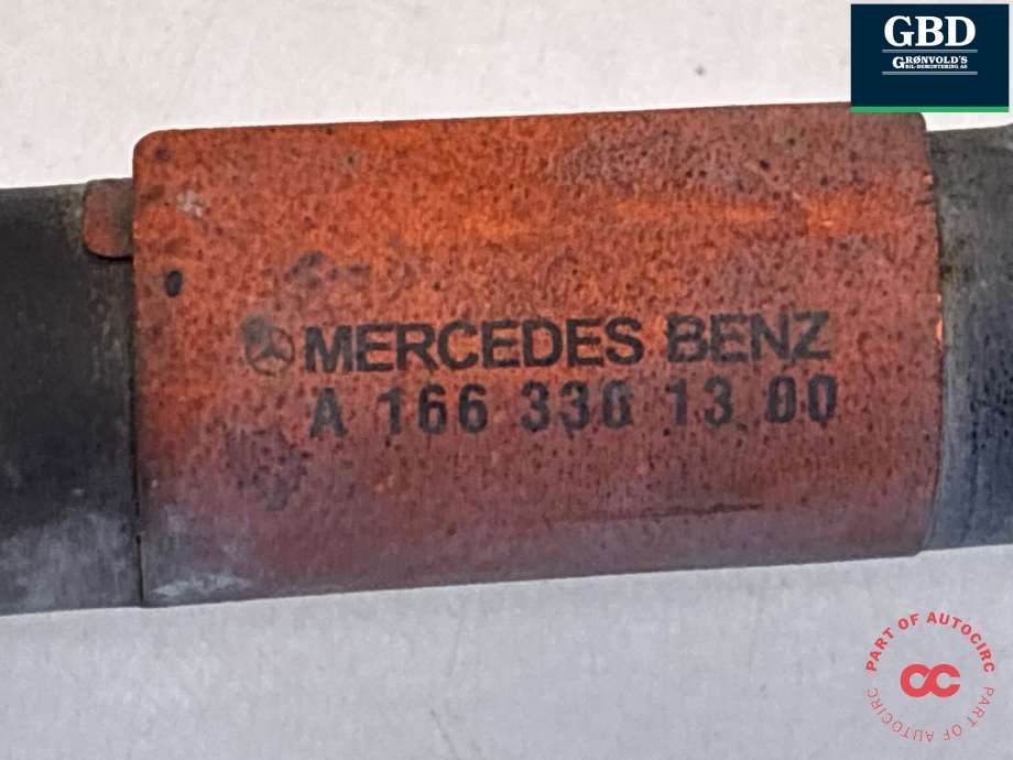 Drivaksel høyre foran, diesel/automat til Mercedes ML 2011-2015 (Fase 1) (W166) (W166) (A 166 330 13 00|)