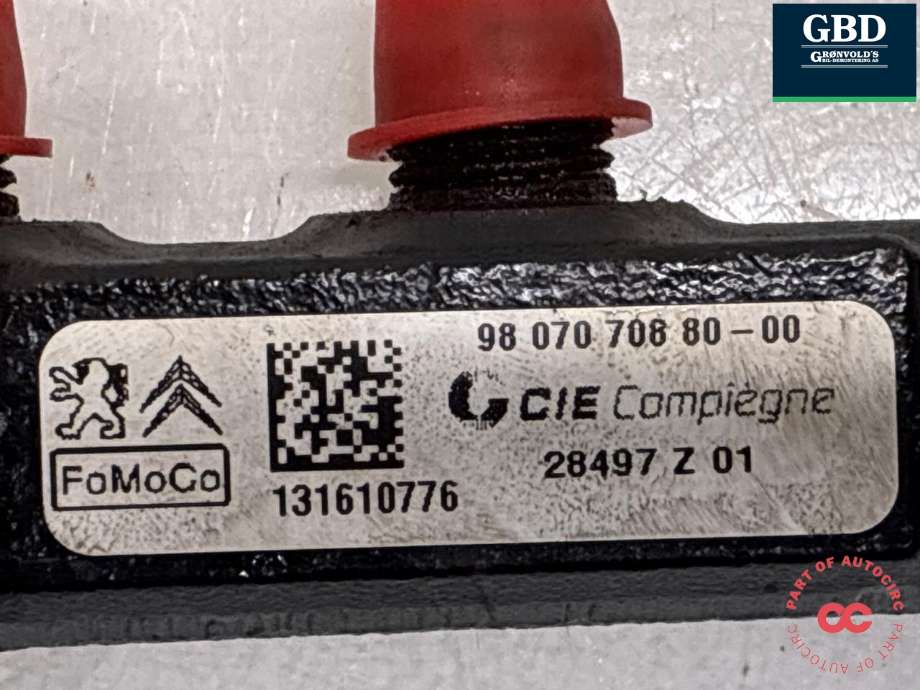 Dyseskinne (fuelrail) til Citroën C4, Aircross 2012-2017  (1570 Q4|1570 P7|98 070 708 80-00)
