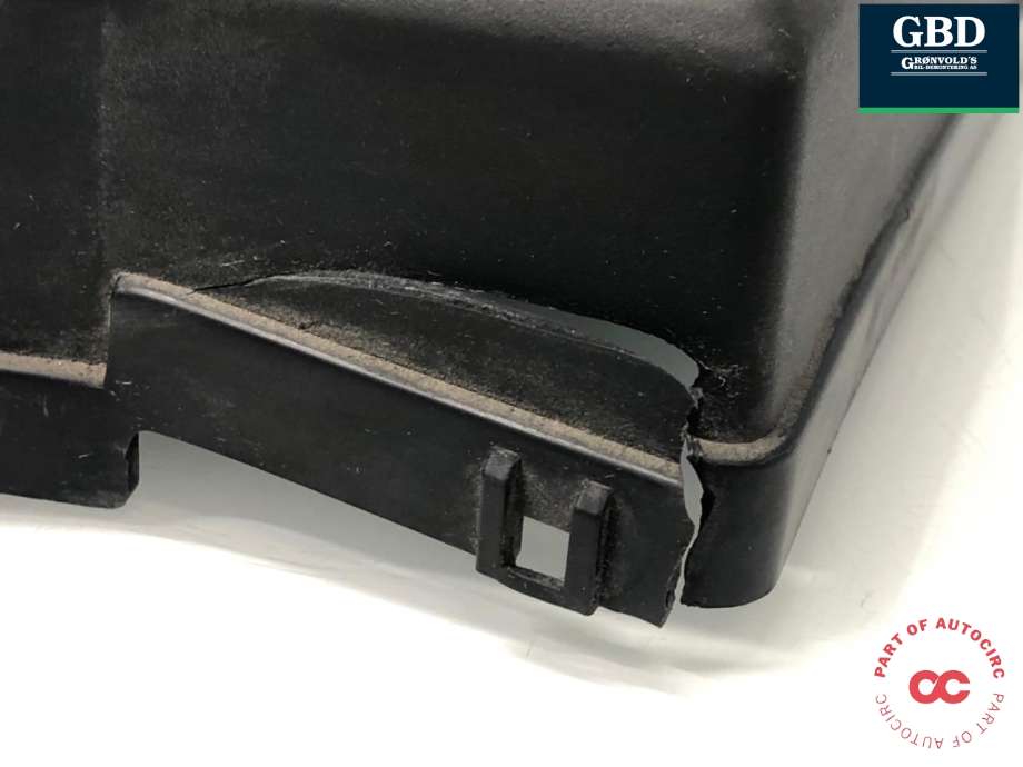 Sikringsboks motorrom til Subaru Legacy 2009-2015  (82241AG060|MB100200B|)