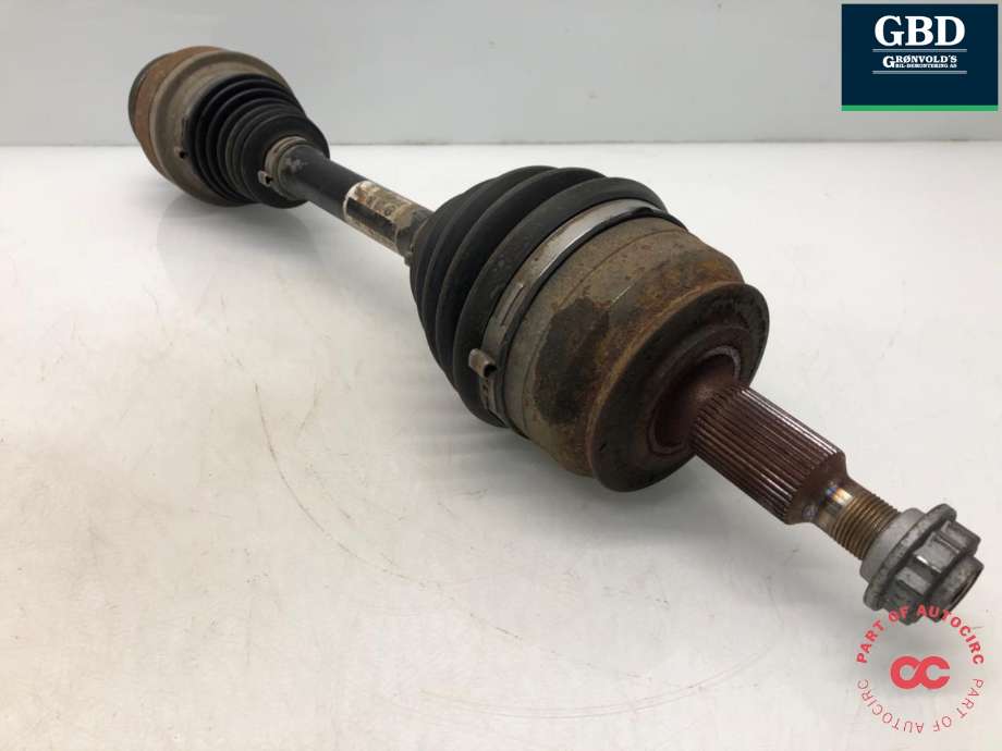 Drivaksel venstre foran, diesel/manuell til VW Transporter / Caravelle 2015-2019 (T6) (T6) (7E0 407 271 AC|7E0 407 271 R|7E0 407 451 CX)
