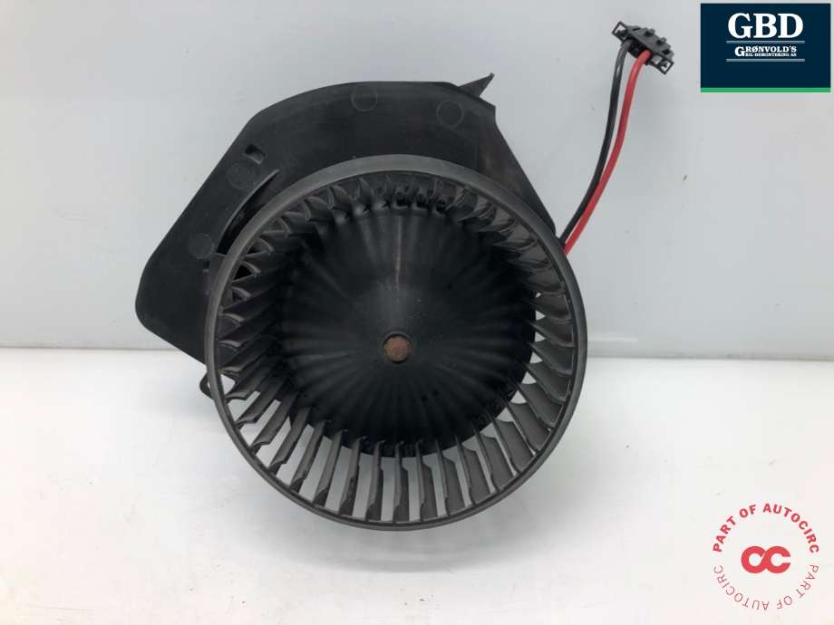 Varmeapparat motor til VW Transporter / Caravelle, 2015-2019 (T6) (T6) (7E1 820 021 B)