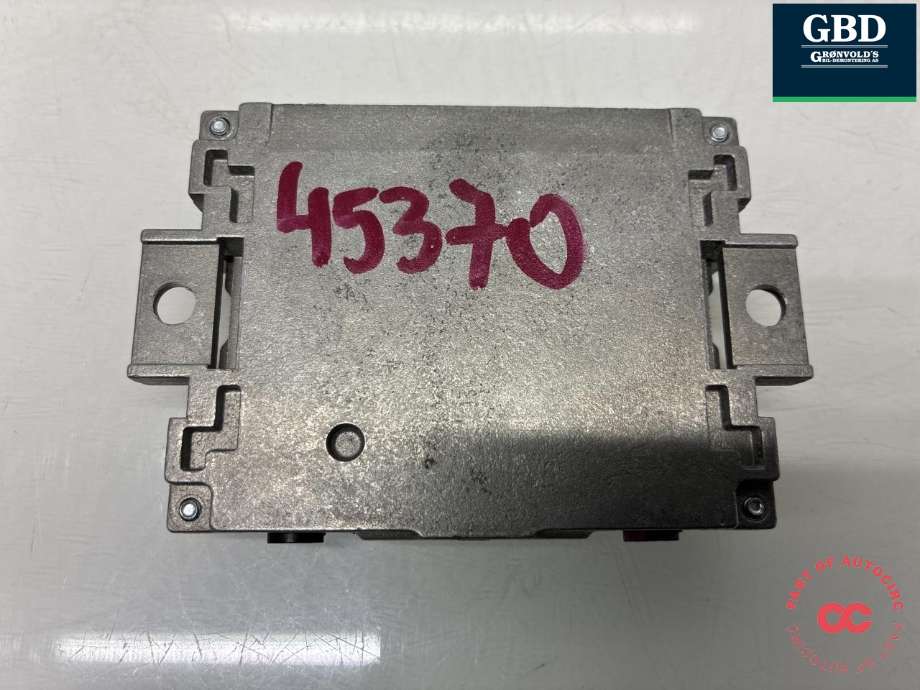 Antenne forsterker til Škoda Enyaq 2021-->> (5LG 035 577 A|4N0 035 456 D|)