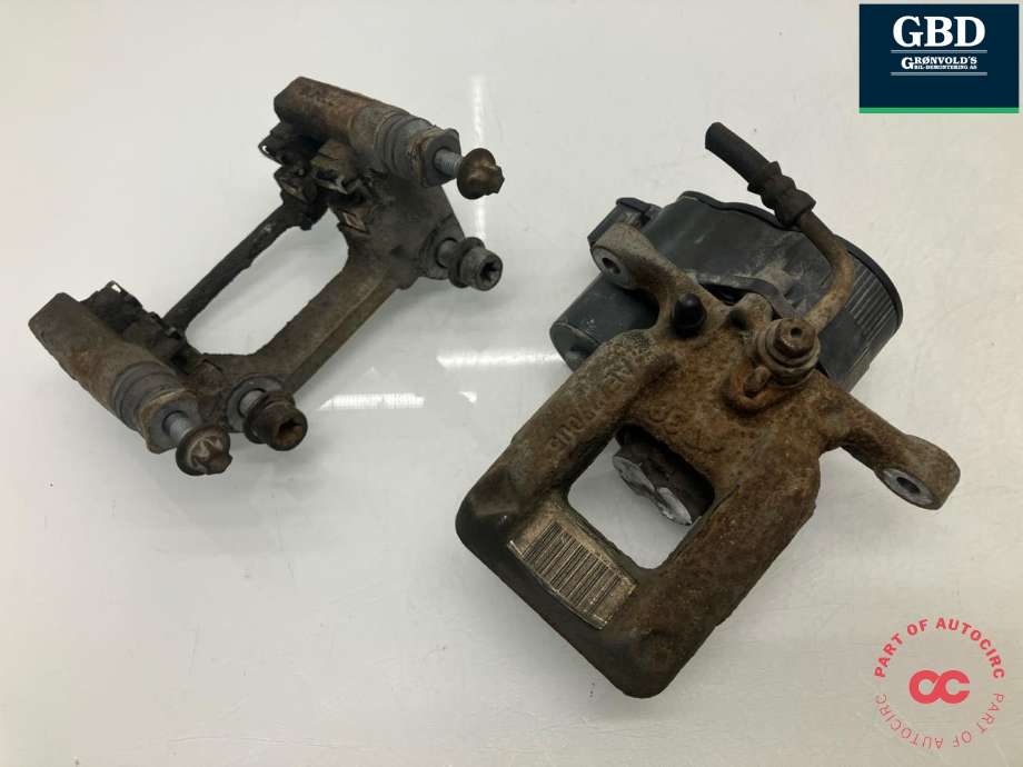 Bremsecaliper venstre bak, elektrisk til Peugeot 3008 2016-->> (Type II) (16 089 988 80|16 517 581 80|)