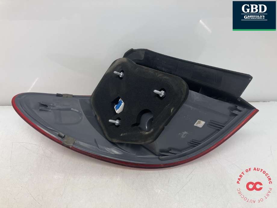 Baklykt høyre ytre til Mercedes B-Klasse 2011-2018 (W246) (W246) (A 246 906 88 00|)
