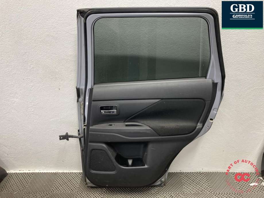 Dør høyre bak til Mitsubishi Outlander 2015-->> (Type III, Fase 2) (5730B558|)