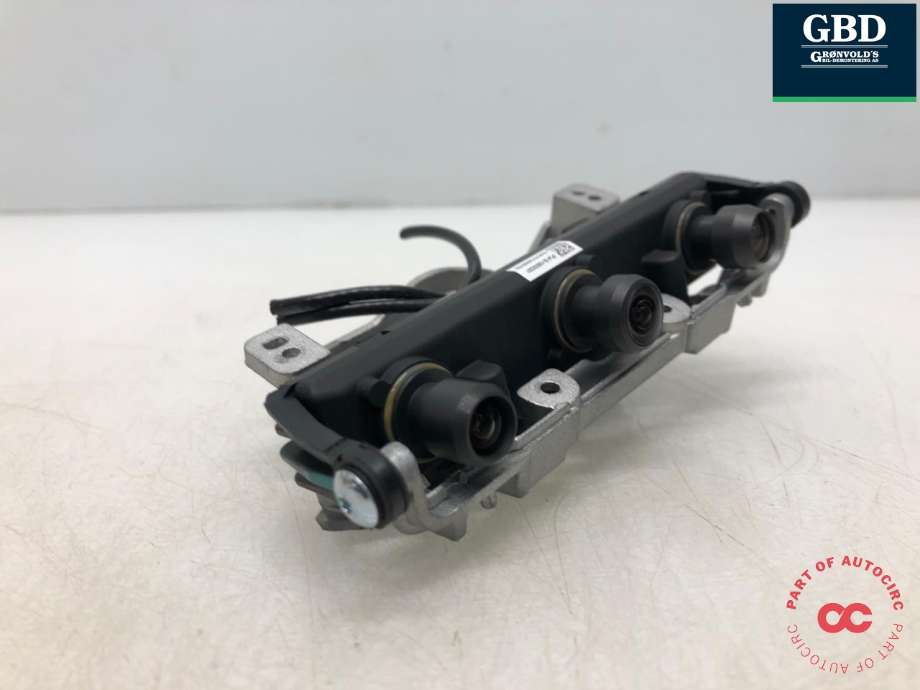 Parkeringskamera foran til Tesla Model 3 2018-2023 (Fase 1)  (1143746-01-E|1143746-00-D | 1143746-01-D |1143746-00-E|1143746-01-F | 1143746-01-G)