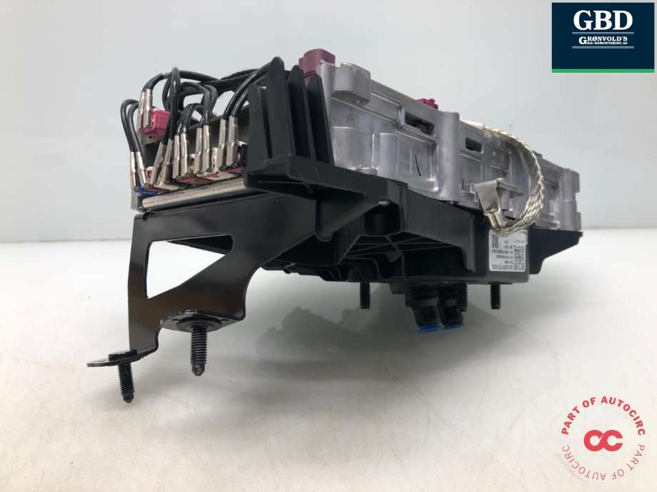 Styreenhet autopilot til Tesla Model 3 2018-2023 (Fase 1)  (1681271-S0-J|1681271-S0-H| 1681271-S0-I| 1681271-S0-K|89960)