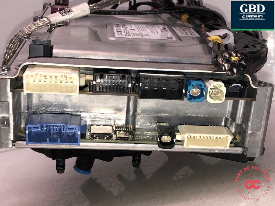 Styreenhet autopilot til Tesla Model 3 2018-2023 (Fase 1)  (1681271-S0-J|1681271-S0-H| 1681271-S0-I| 1681271-S0-K|89960)