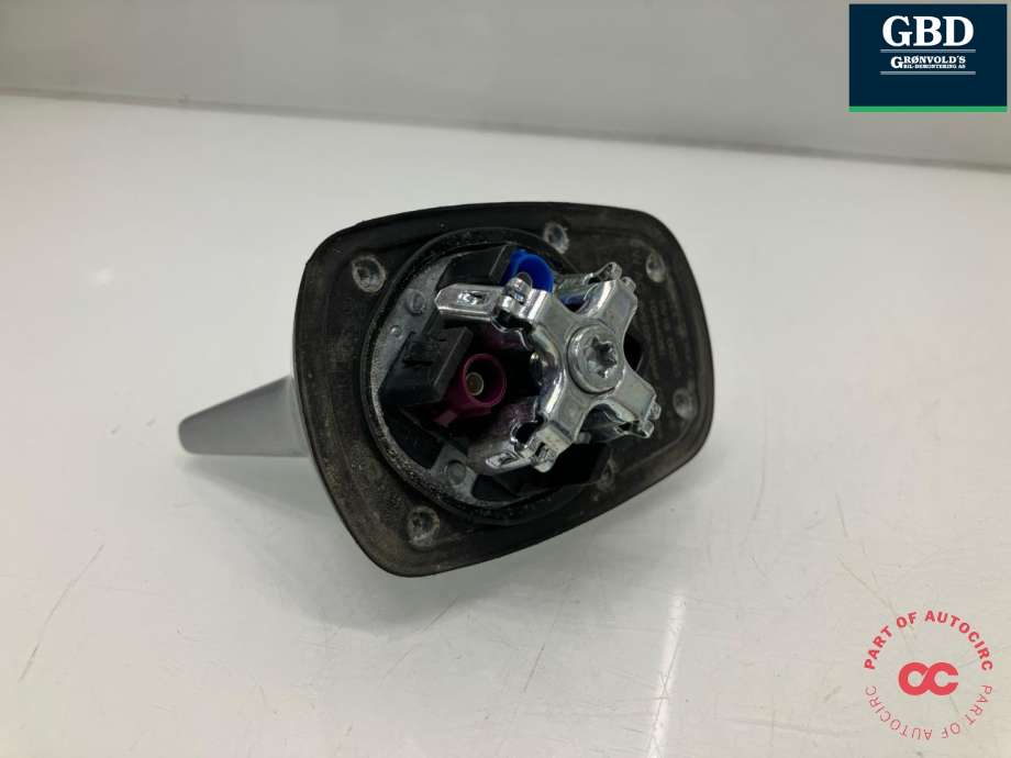 Antenne navigasjon til Audi A3 2016-2020 (Type III, Fase 2) (8V0 035 503 AP|)
