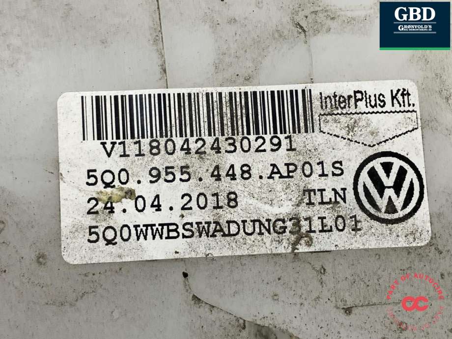 Spylertank foran til Audi A3 2016-2020 (Type III, Fase 2)  (5Q0 955 453 T|5Q0 955 448 AP01S|)