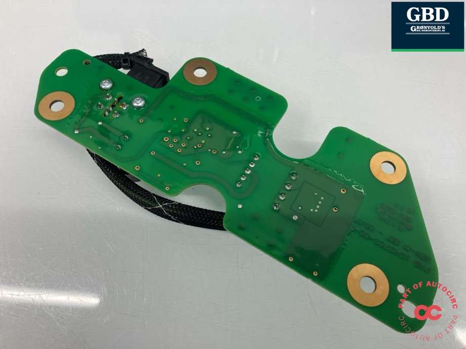 Styreenhet batteri elbil (BMS - Battery Management System) til Tesla Model S 2016-2021 (Fase 2) (1042703-01-G|)