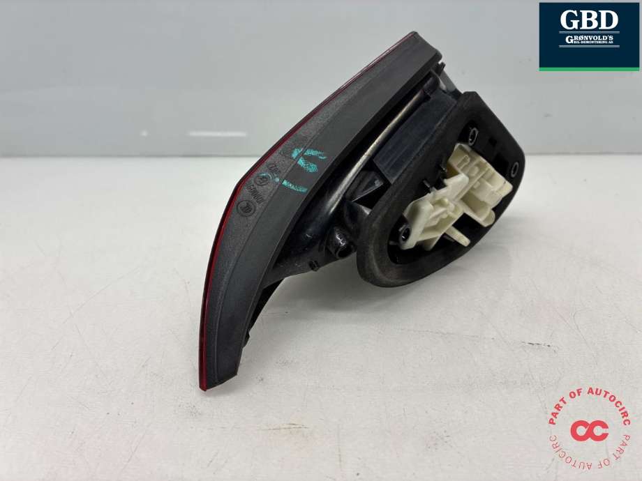 Baklykt venstre indre til Opel Astra J 2010-2015  (13319951|)