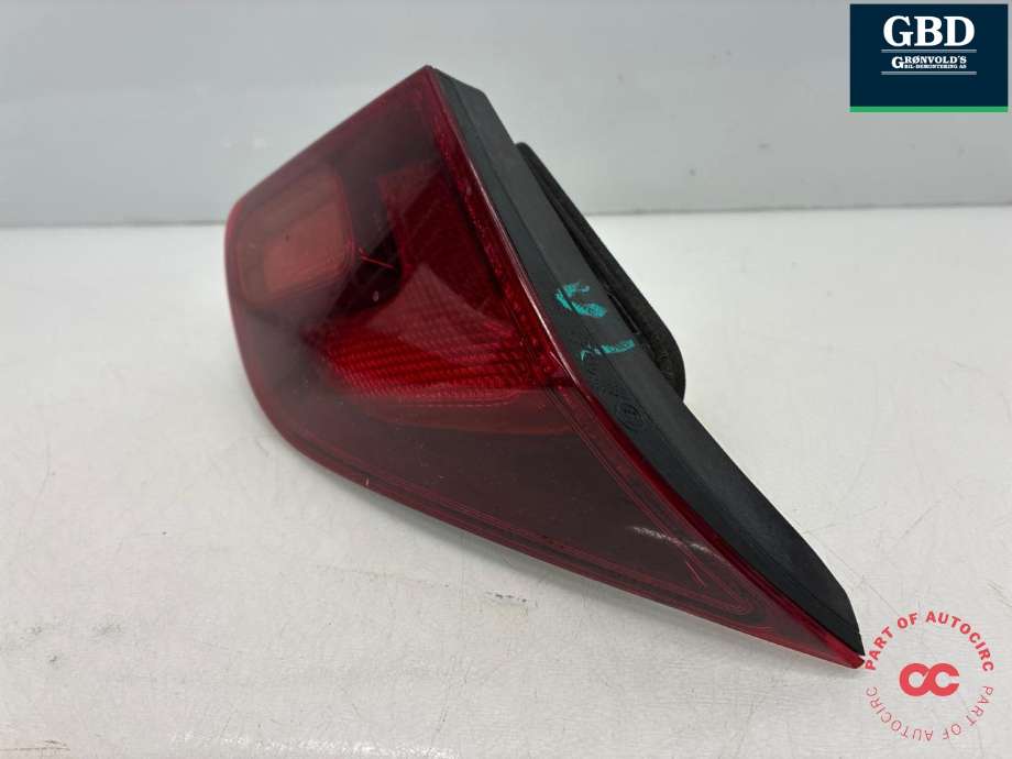 Baklykt venstre indre til Opel Astra J 2010-2015  (13319951|)