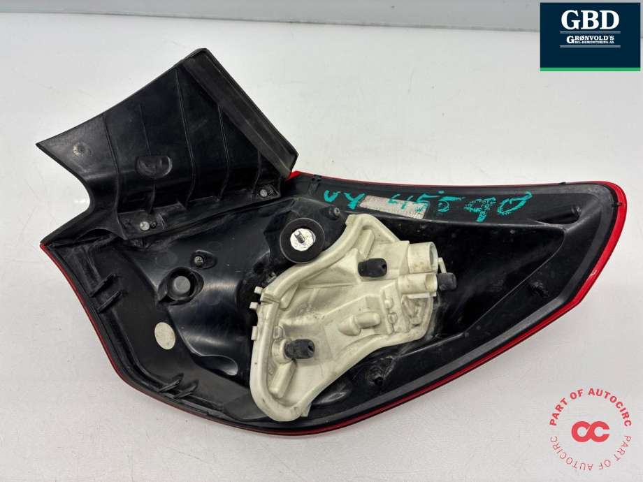 Baklykt venstre ytre til Opel Astra J 2010-2015 (13319949|)