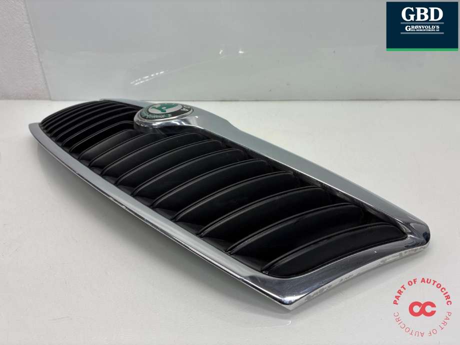 Grill til Škoda Octavia 2013-2016 (Type III, Fase 1) (1Z0 853 668 A|1Z0 853 651 C|)