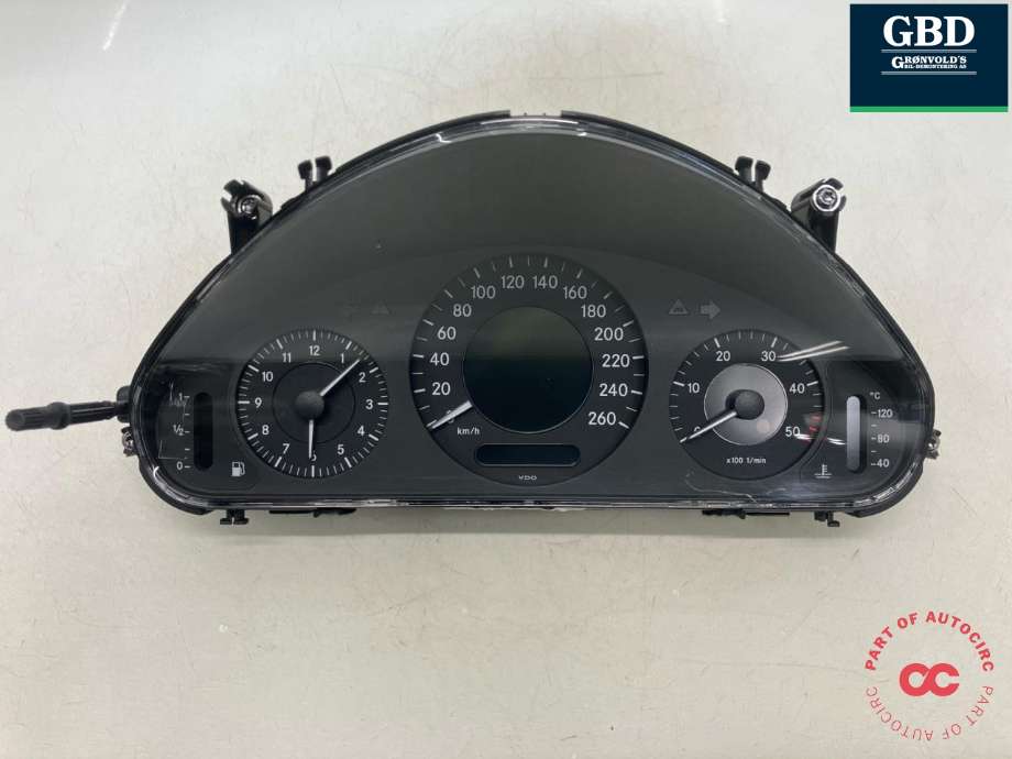 Instrumentpanel til Mercedes E-Klasse 2006-2009 (Fase 2) (W211) (W211) (VDO|A 211 440 73 11| A 211 440 72 11|A 211 440 43 11| A 211 540 44 48| A 211 540 60 48|A 211 540 07 48| 110.080 / 351.005)