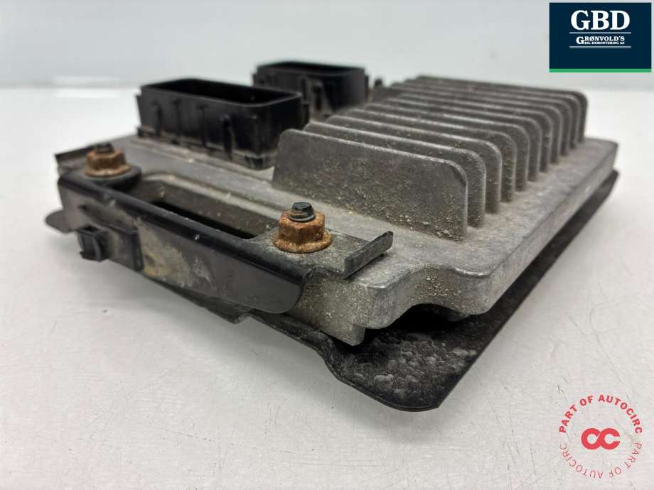 Styreenhet motor til Opel Astra J 2010-2015 (12679199|12636386|)