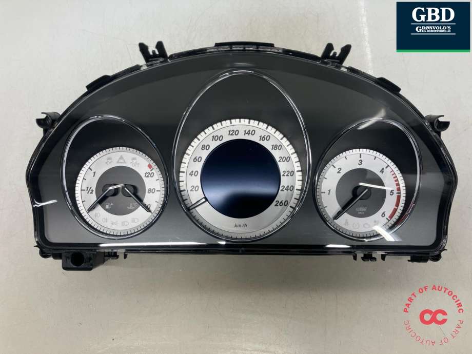 Instrumentpanel til Mercedes GLK 2008-2015 (X204) (X204) (A 204 900 62 13|A2C37587700|)