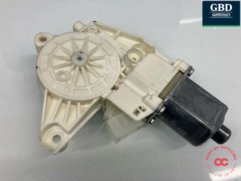Ruteheis, kun motor, høyre bak til Mercedes GLK 2008-2015 (X204) (X204) (A 204 820 06 42|0 130 822 504|)