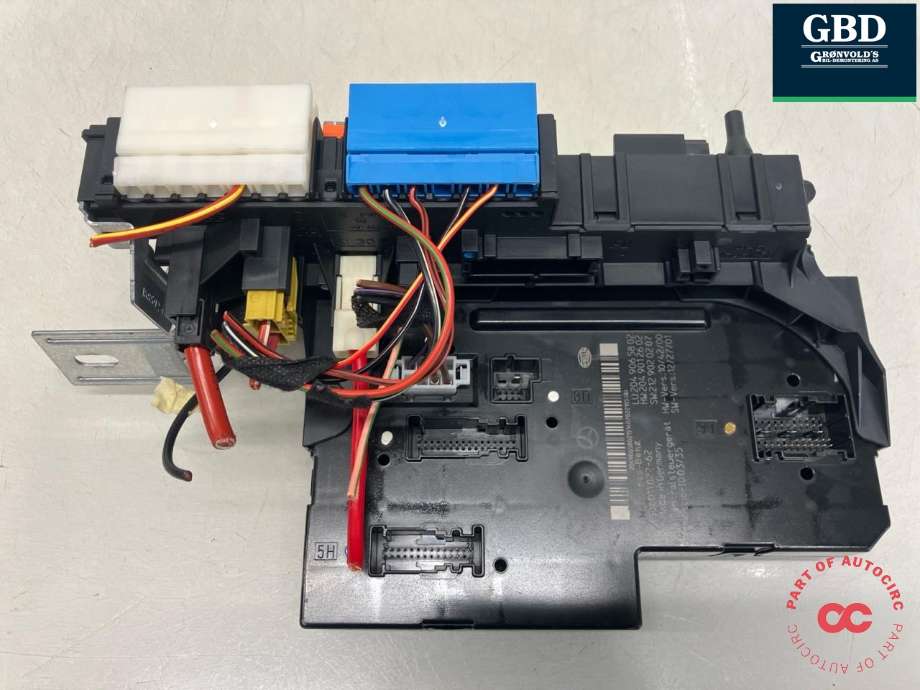 Sikringsboks bagasjerom til Mercedes GLK 2008-2015 (X204) (X204) (A 204 906 58 02|A 204 901 26 02|A 212 902 02 07)