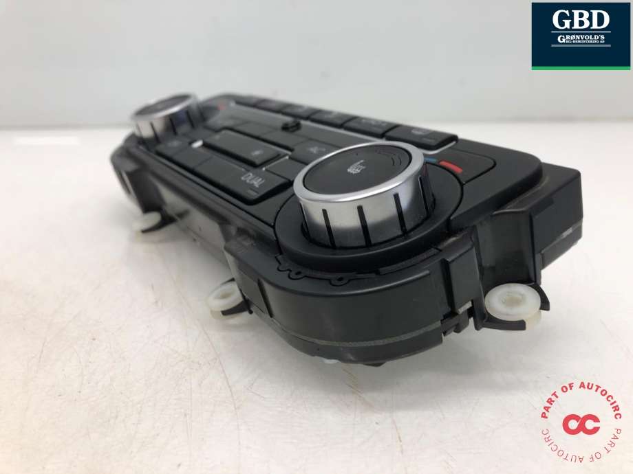 Varmeapparat betjening til VW Golf VI 2008-2012 (5K0 907 044 HB ZJU|5K0 907 044 BT ZJU|5K0 907 044 AK)