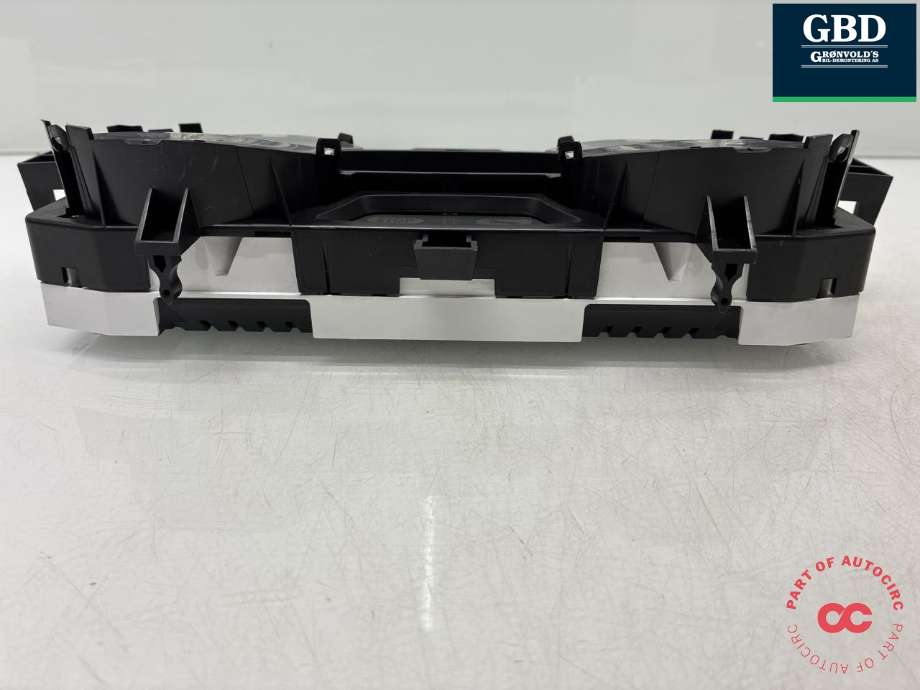 Instrumentpanel til Renault Captur 2013-2020 (Type I) (248100202R|248104403R|)