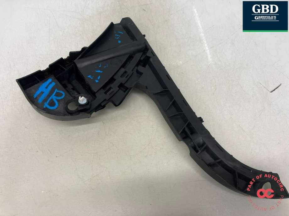 Støtfanger bak feste til Volvo XC70 2008-2013 (Type II, Fase 1) (31265322|31265324|)