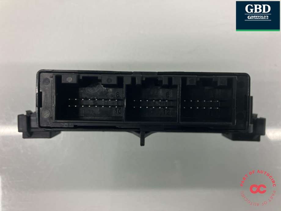 Styreenhet parkering til Volvo V70 2007-2013 (Type III, Fase 1)  (31341090|30682548|6G92-15K866-BH)