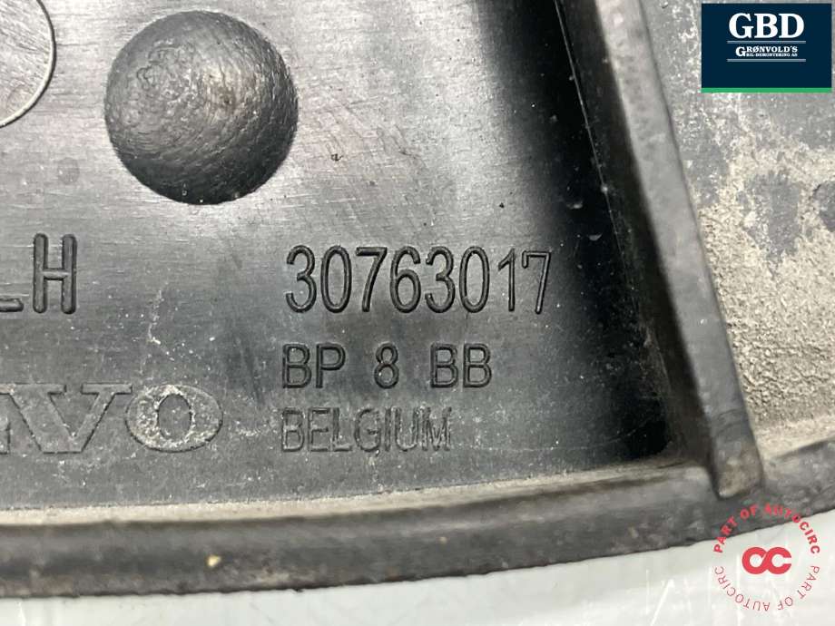 Støtfanger bak feste til Volvo V50 2007-2012 (Fase 2) (30763015|30763017|)