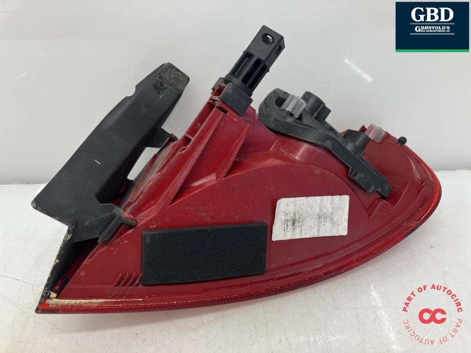 Baklykt venstre ytre til Audi A4 2007-2014 (Type IV) (B8) (B8) (HELLA|8K5 945 095 D|)