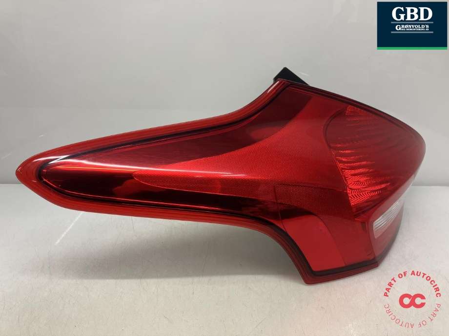 Baklykt venstre til Ford Focus 2014-2018 (Type III, Fase 2)  (1906355|F1EB-13405-CF|F1EB-13405-BC)