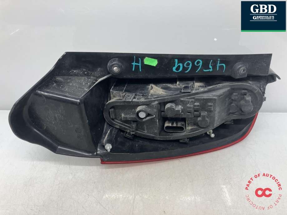 Baklykt høyre til Mitsubishi Colt 2009-2013 (Type VII, Fase 2)  (8330A702|)