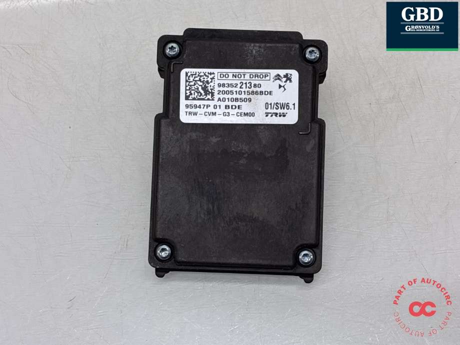 Kamera til Peugeot e-2008 2019-->>  (16 854 017 80|9835221380|)