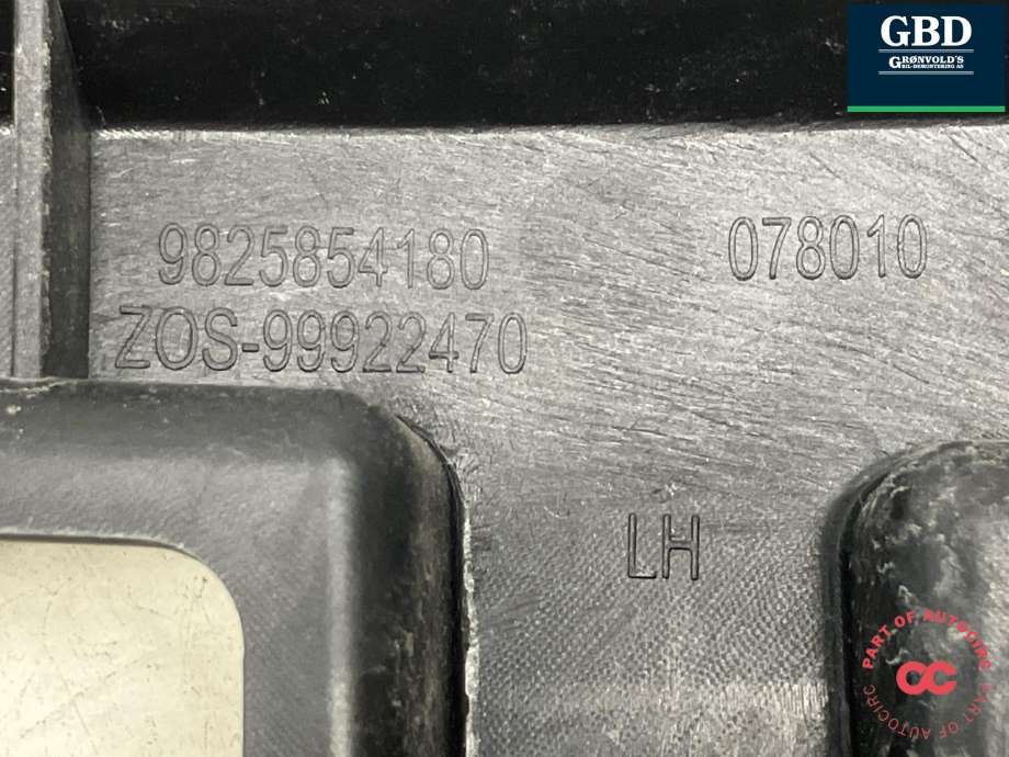 Støtfanger bak feste til Peugeot e-2008 2019-->> (16 685 114 80|98 258 541 80|)
